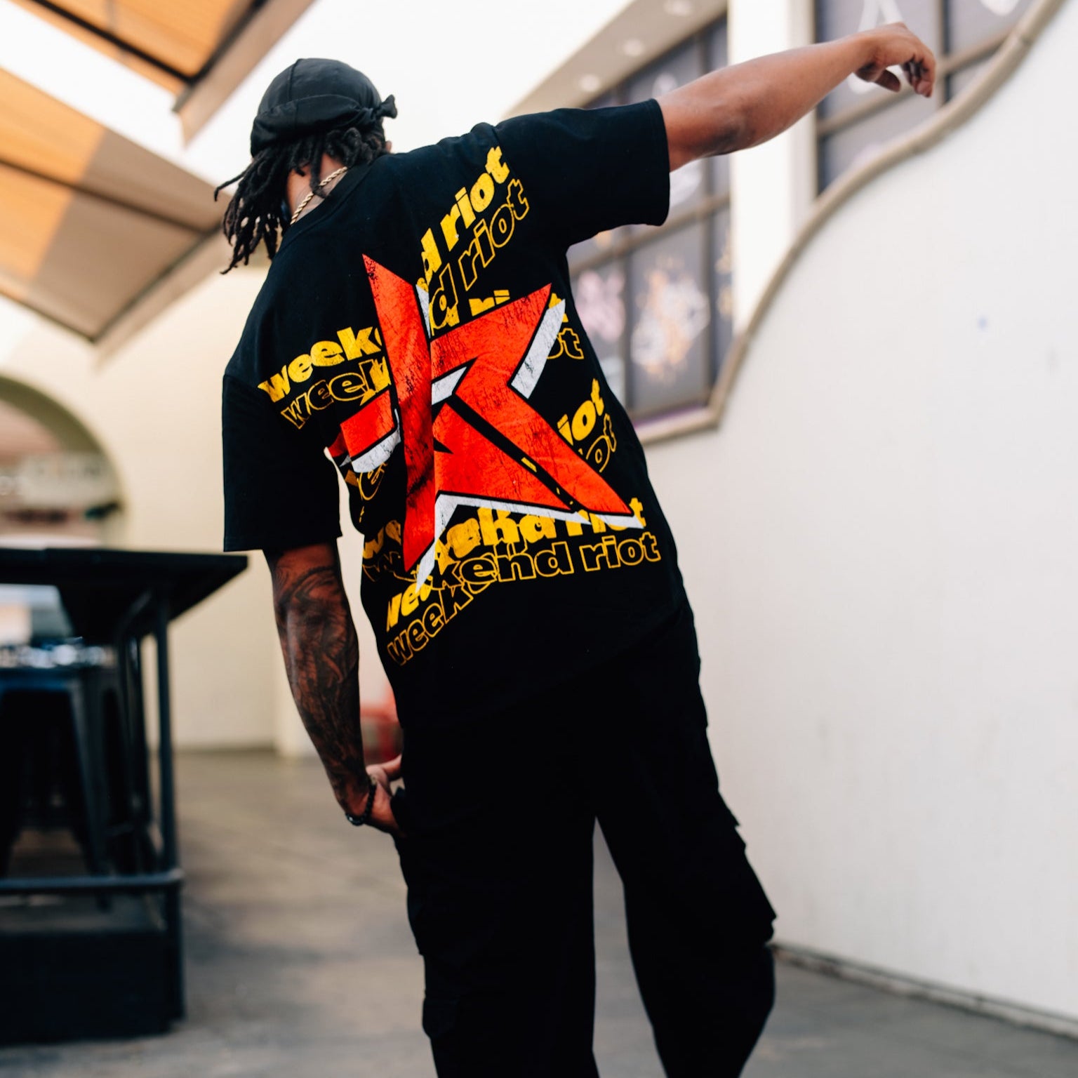 5 STAR GENERAL BLACK TEE